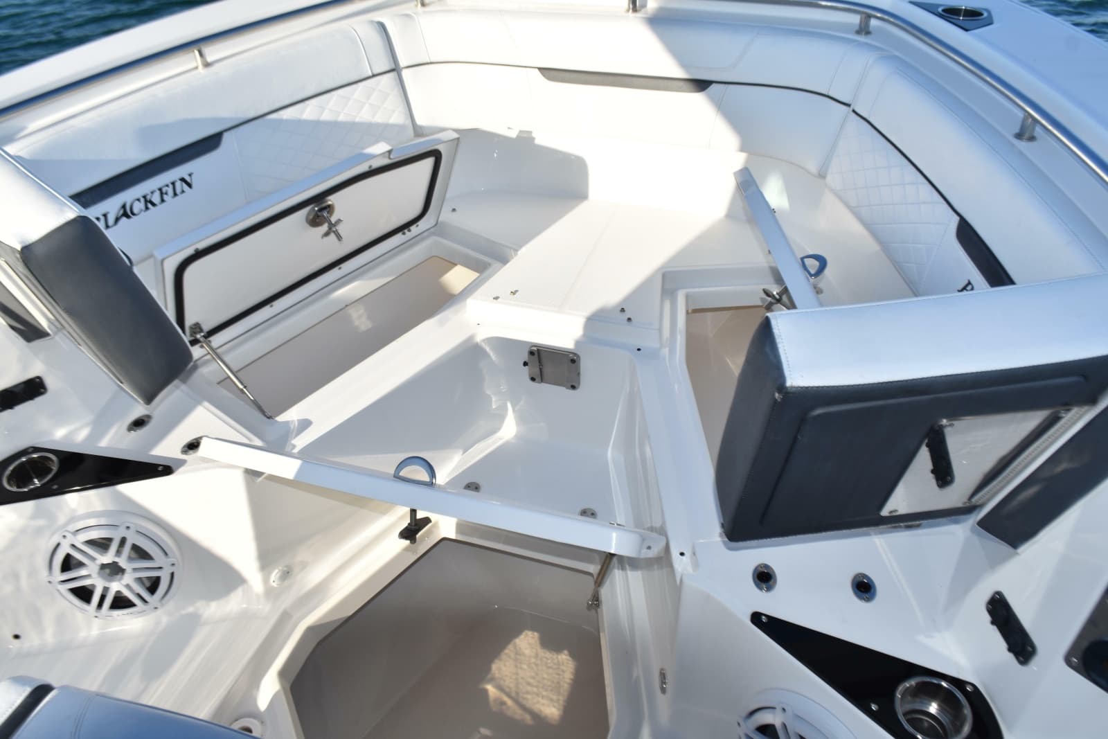 2022 Blackfin 272 CC - Photo 11