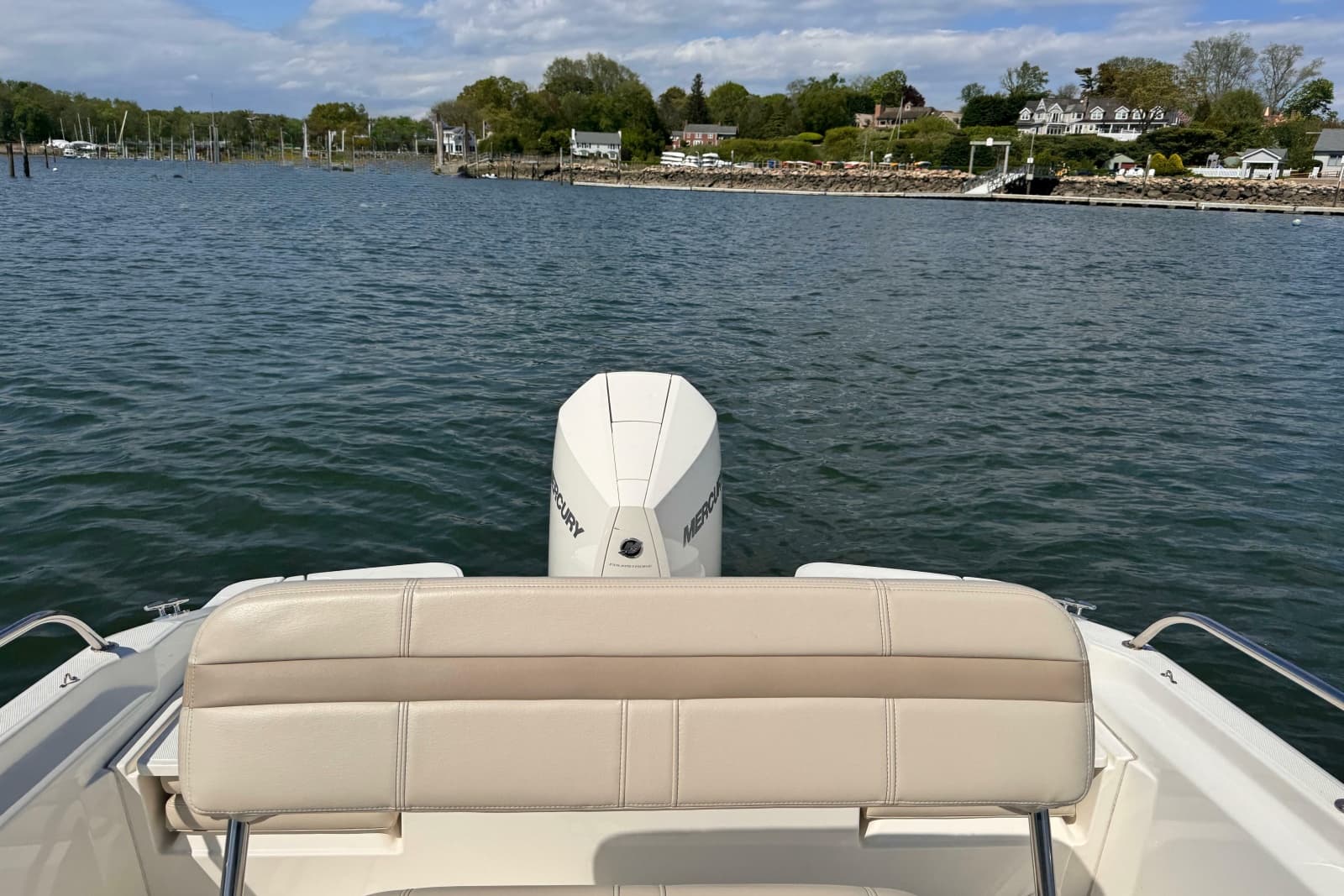 2022 Boston Whaler 220 Dauntless - Photo 13