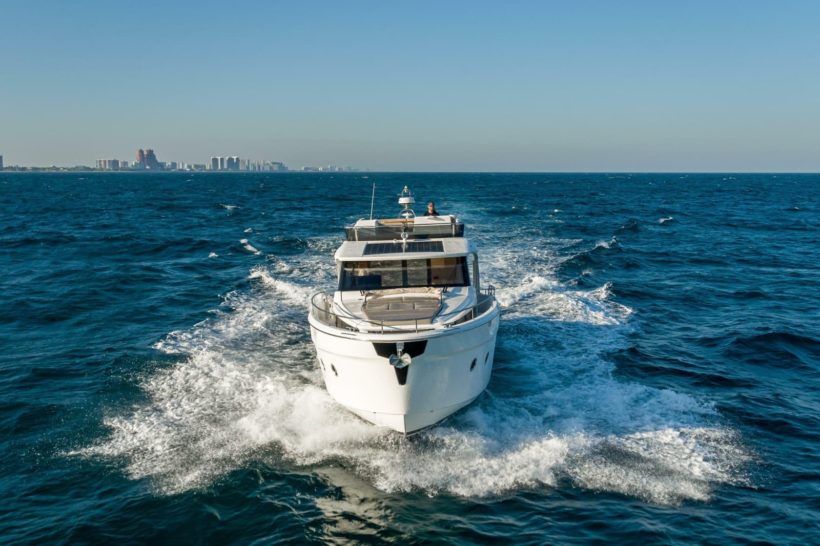 2022 Greenline 45 Fly - Photo 4