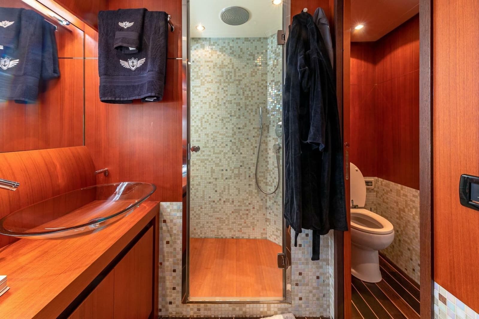 2008 Pershing 90 - Photo 41