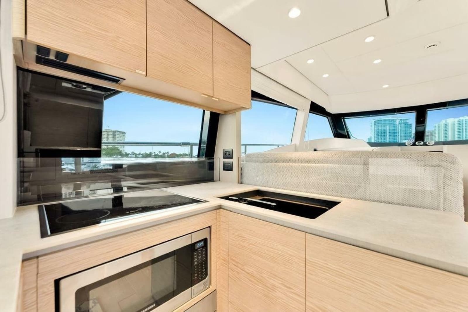 2021 Ferretti Yachts 500 - Photo 48