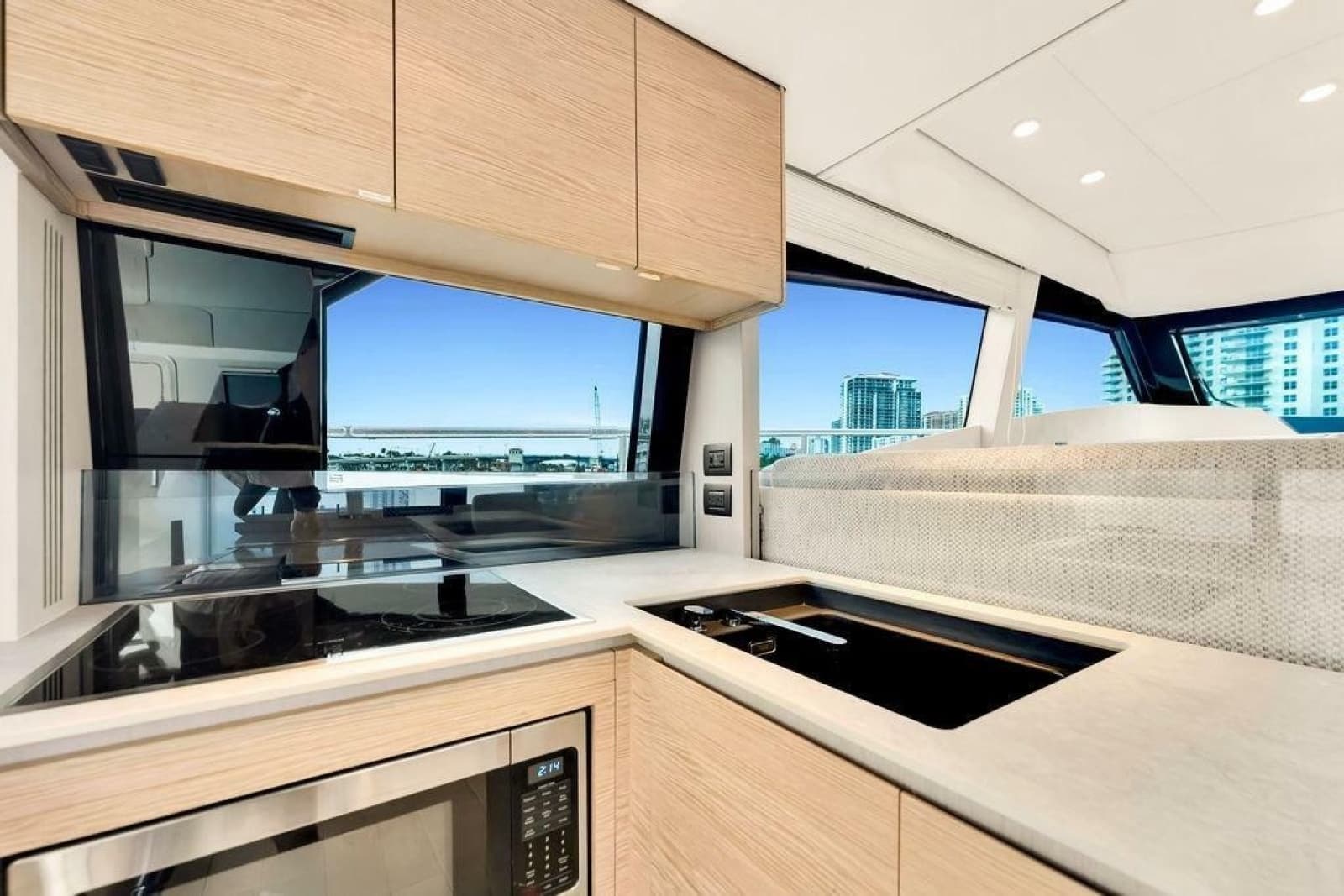 2021 Ferretti Yachts 500 - Photo 47