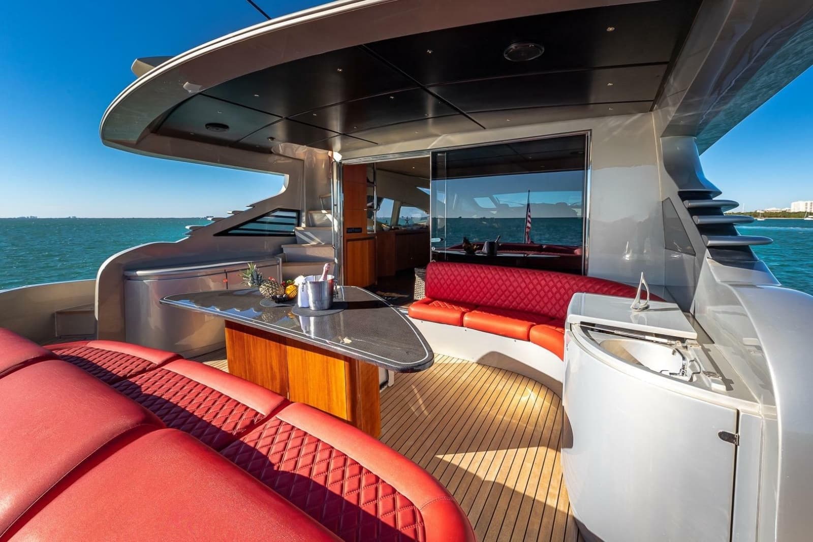 2008 Pershing 90 - Photo 18