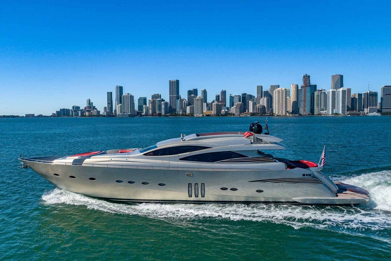2008 Pershing 90 - Photo 4