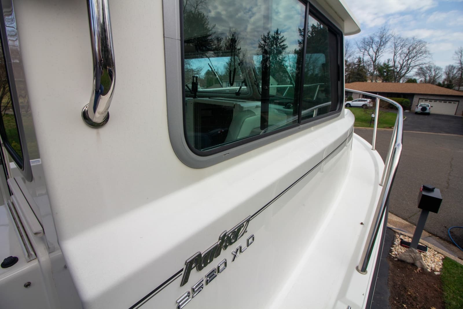 2022 Parker 2520 XLD Sport Cabin - Photo 21