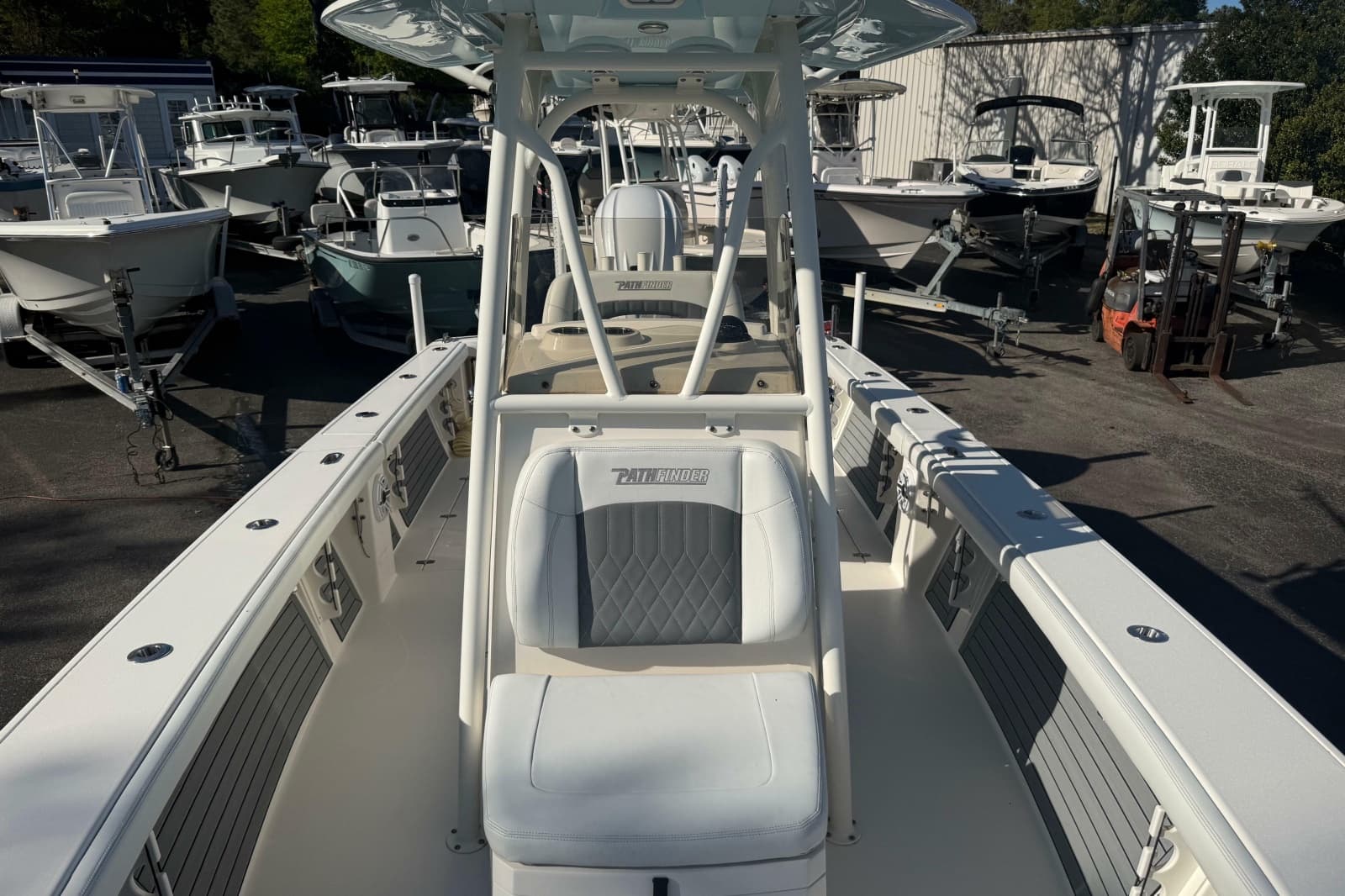 2022 Pathfinder 2700 Open - Photo 3