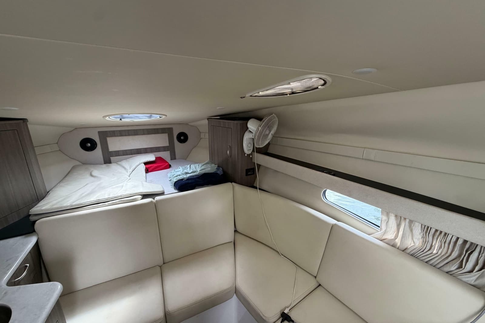 2022 Regal 33 XO - Photo 20
