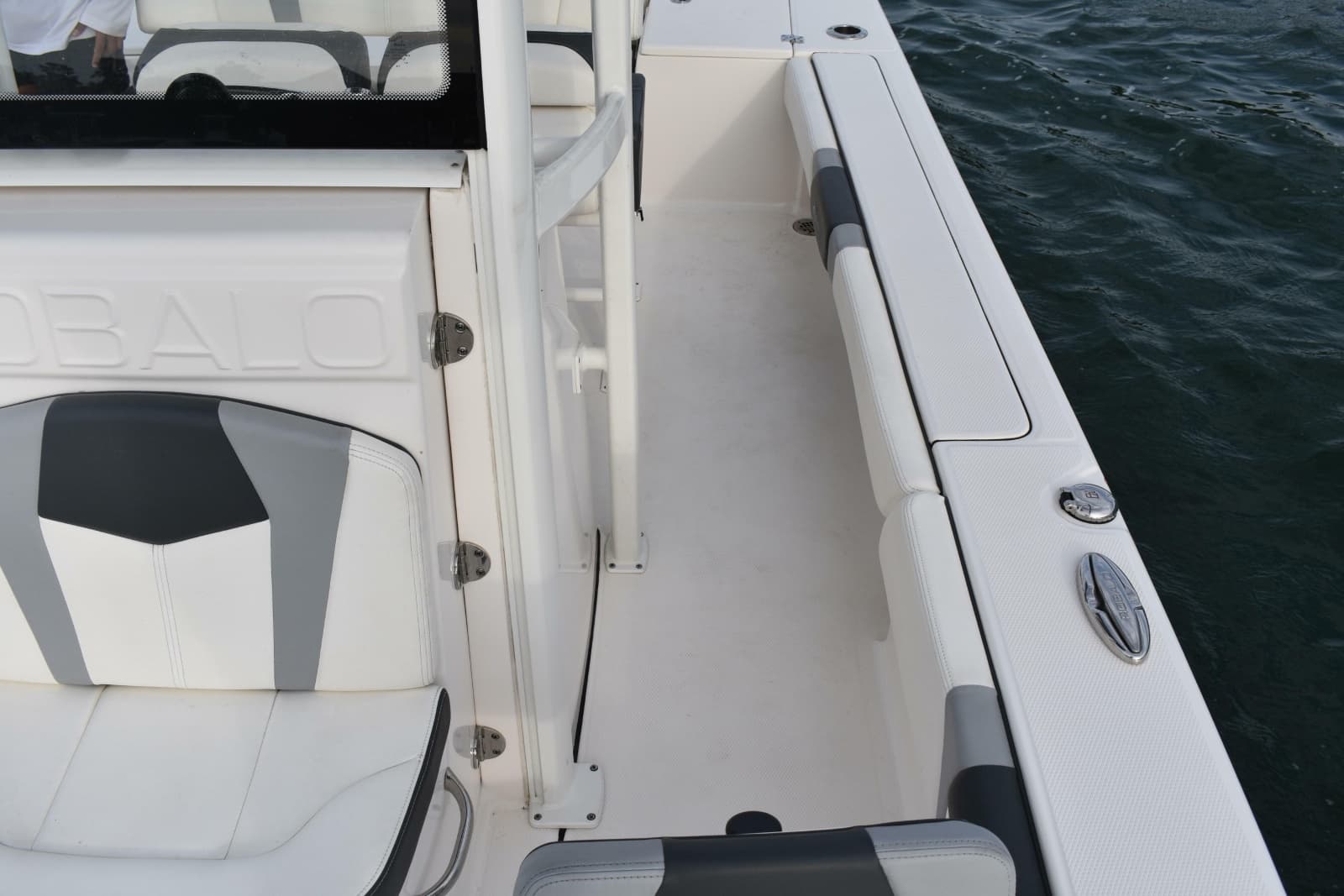 2022 Robalo 246 Cayman - Photo 10