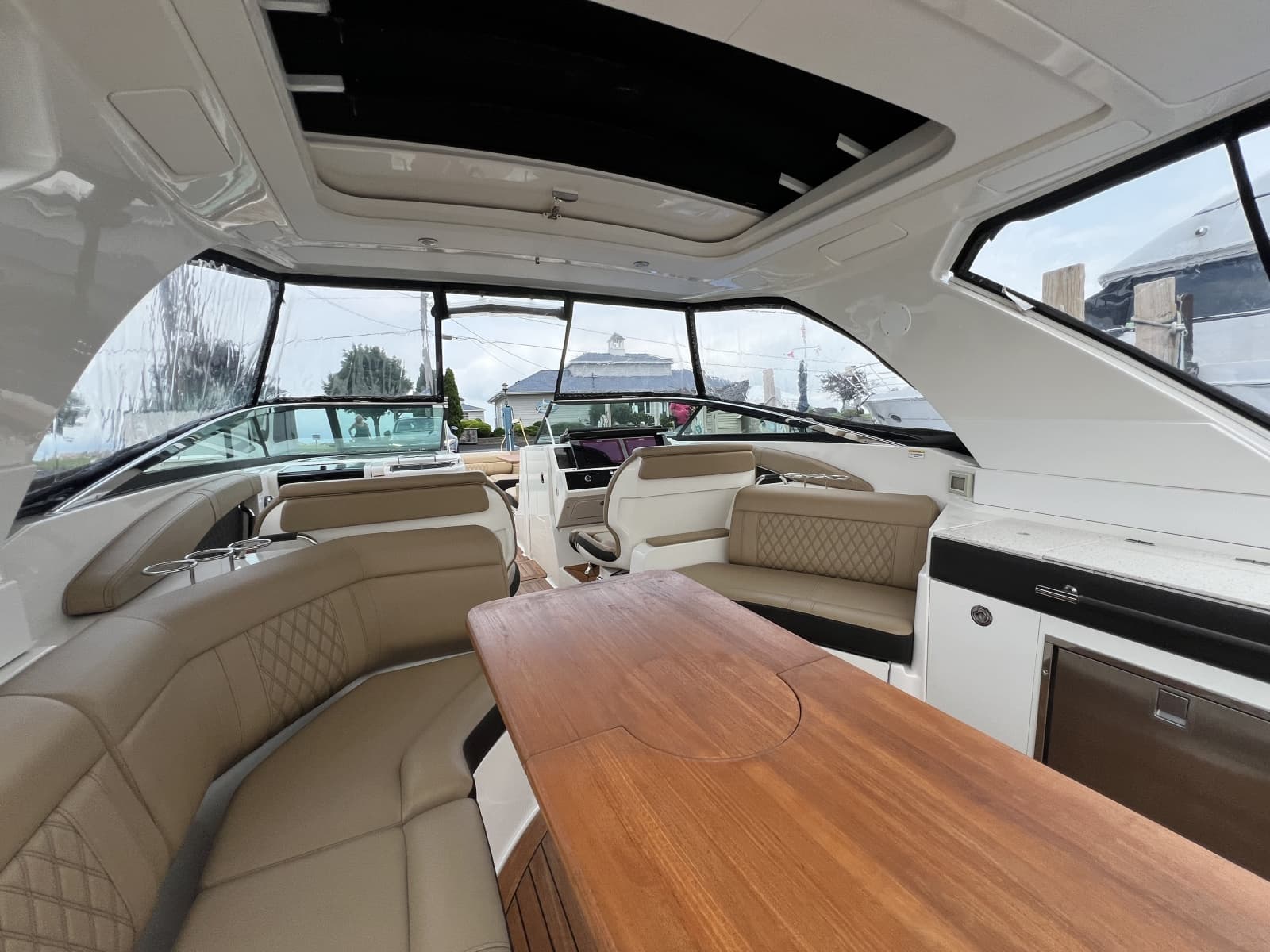 2020 Sea Ray 350 SLX - Photo 50