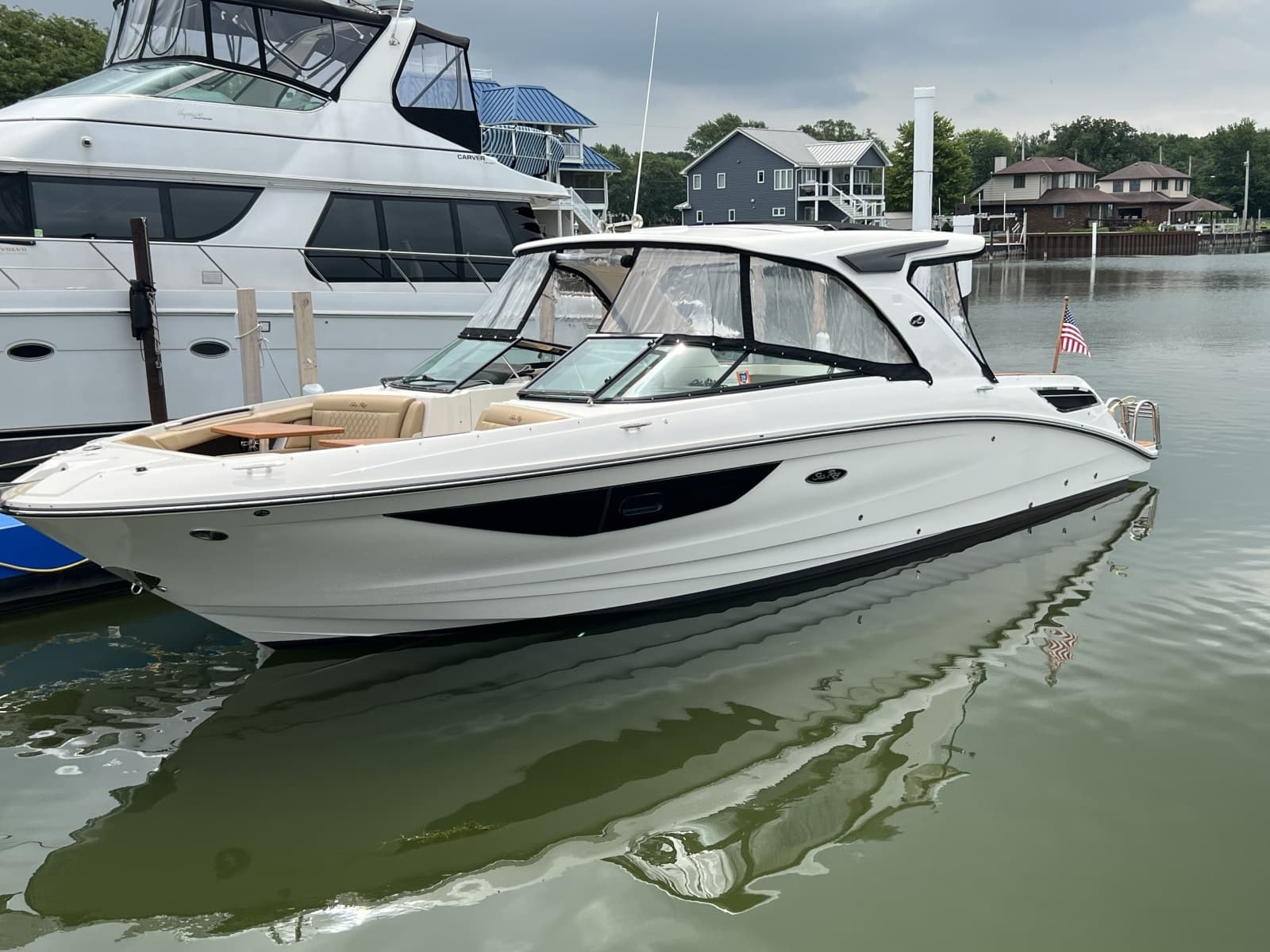 2020 Sea Ray 350 SLX - Photo 1