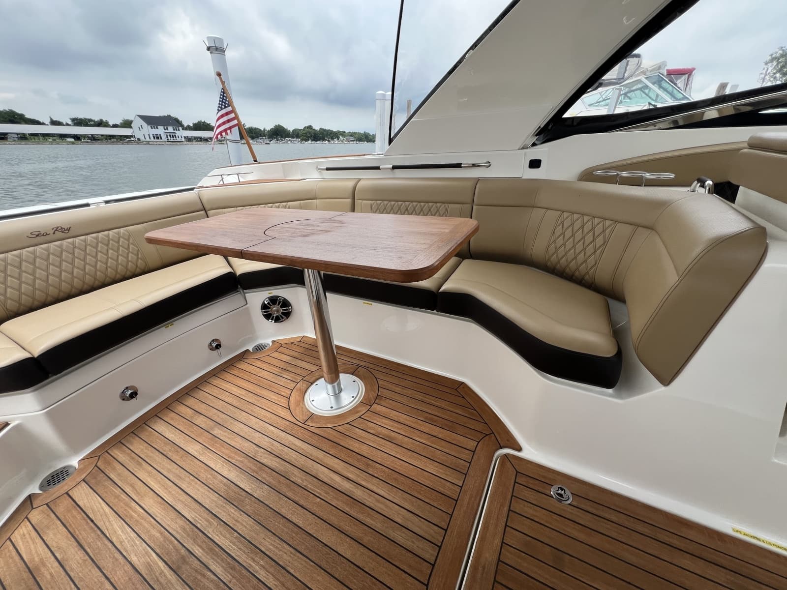 2020 Sea Ray 350 SLX - Photo 30