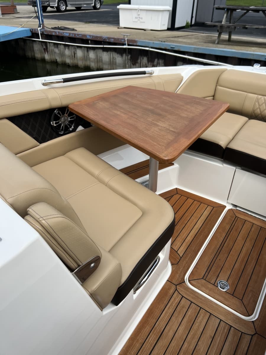 2020 Sea Ray 350 SLX - Photo 17