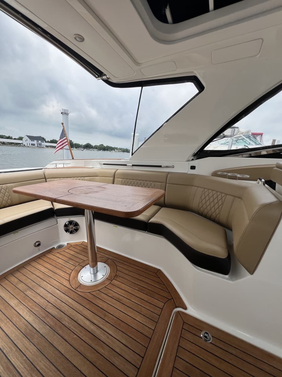 2020 Sea Ray 350 SLX - Photo 31