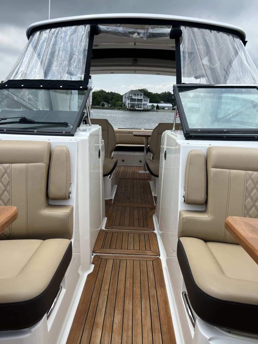2020 Sea Ray 350 SLX - Photo 41