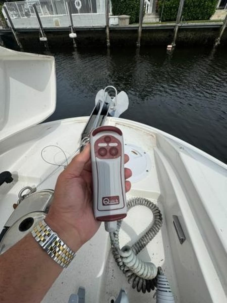 2020 Sea Ray 350 SLX - Photo 9