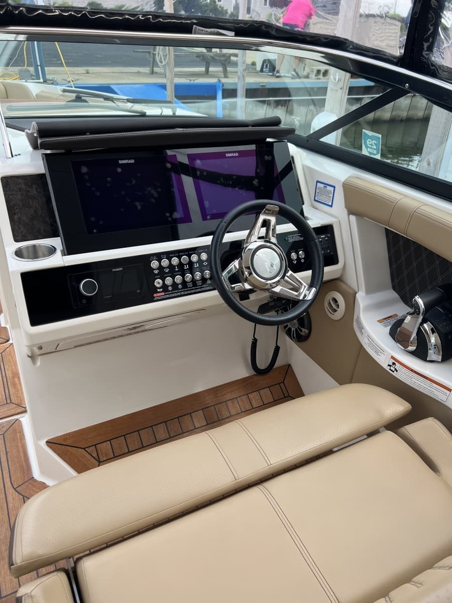 2020 Sea Ray 350 SLX - Photo 55