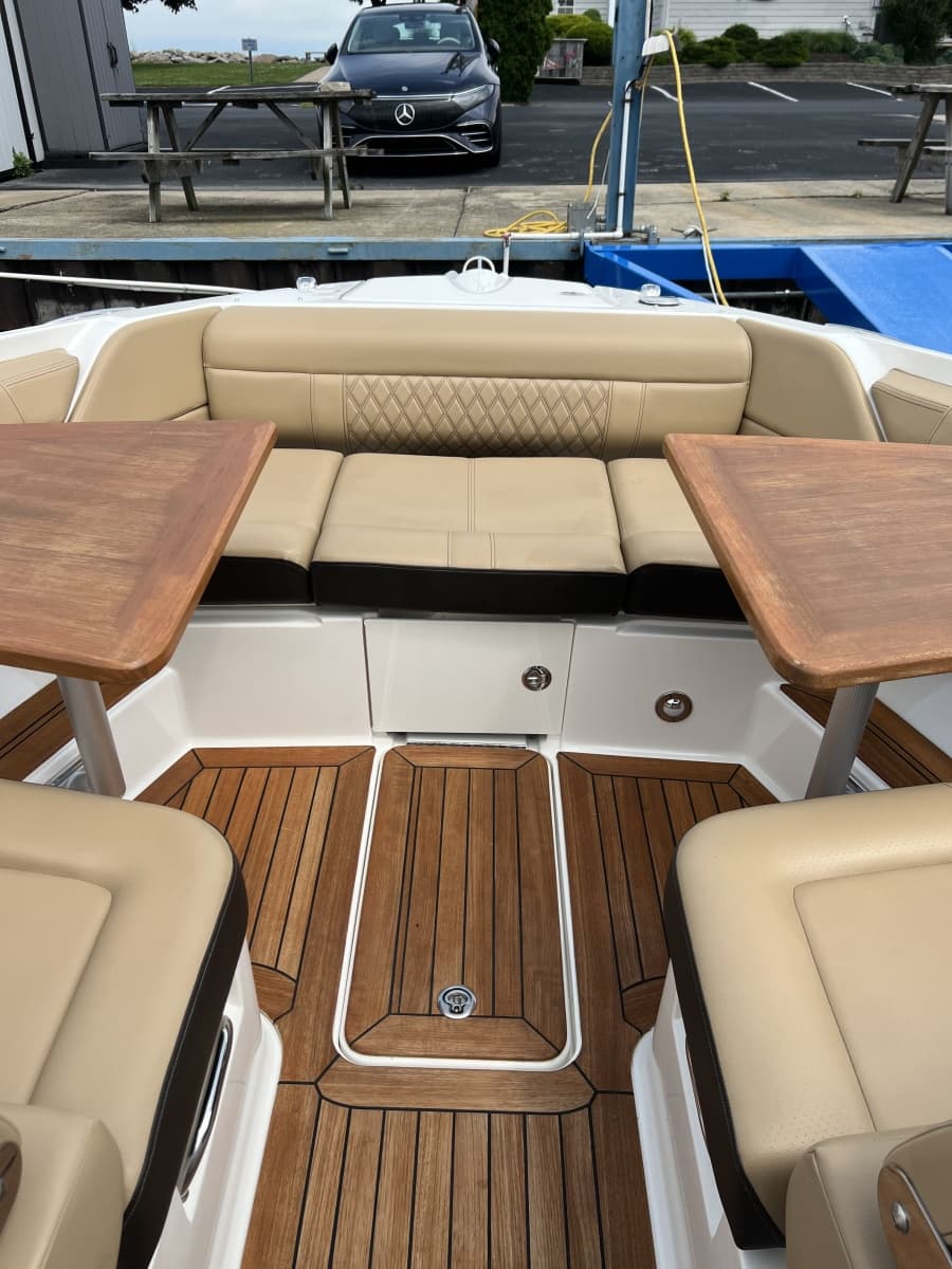2020 Sea Ray 350 SLX - Photo 16