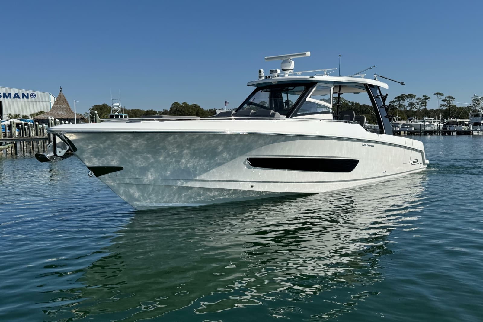2021 Boston Whaler 420 Outrage - Photo 3