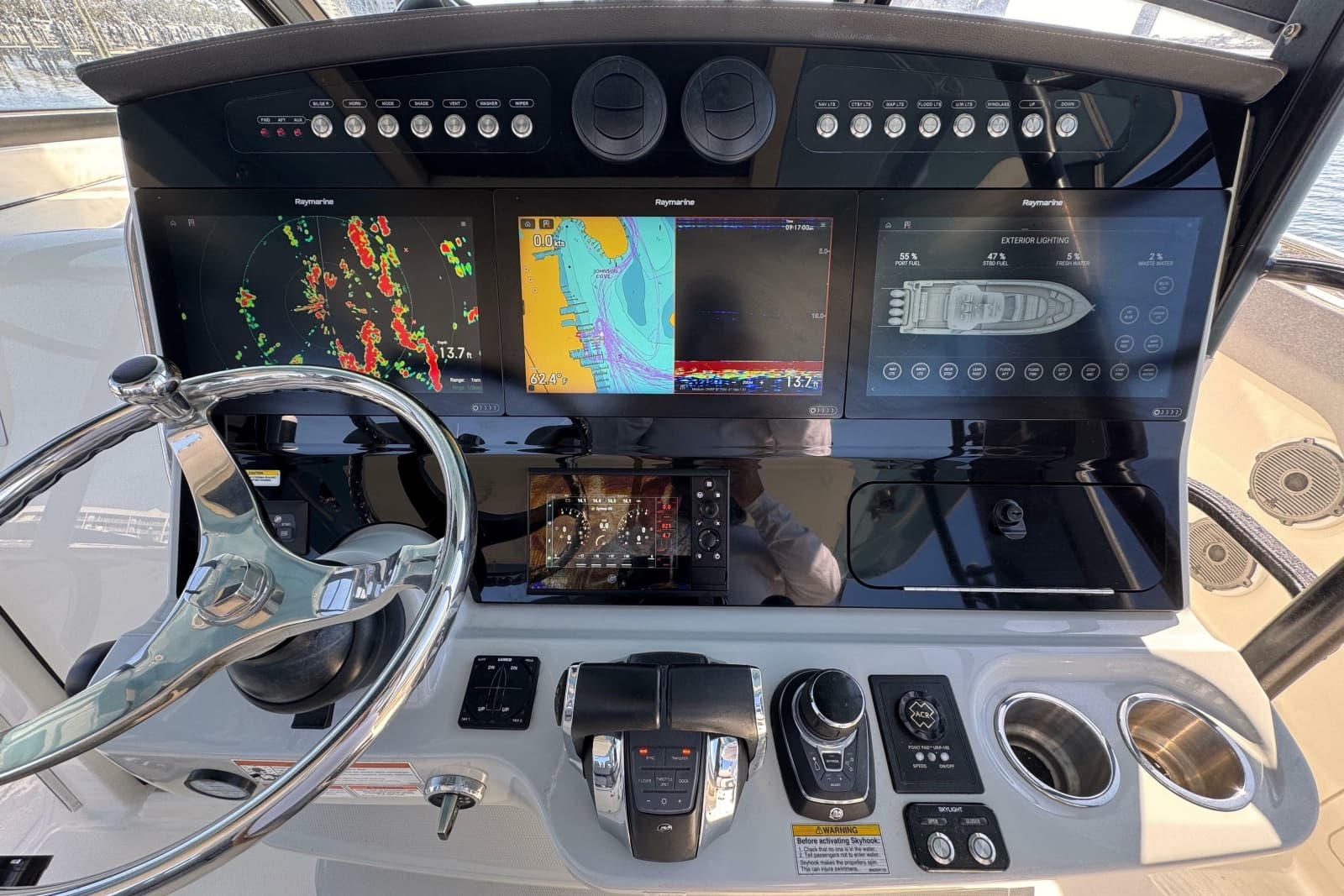 2021 Boston Whaler 420 Outrage - Photo 7