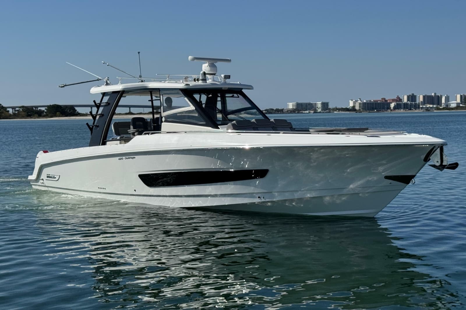 2021 Boston Whaler 420 Outrage - Photo 1