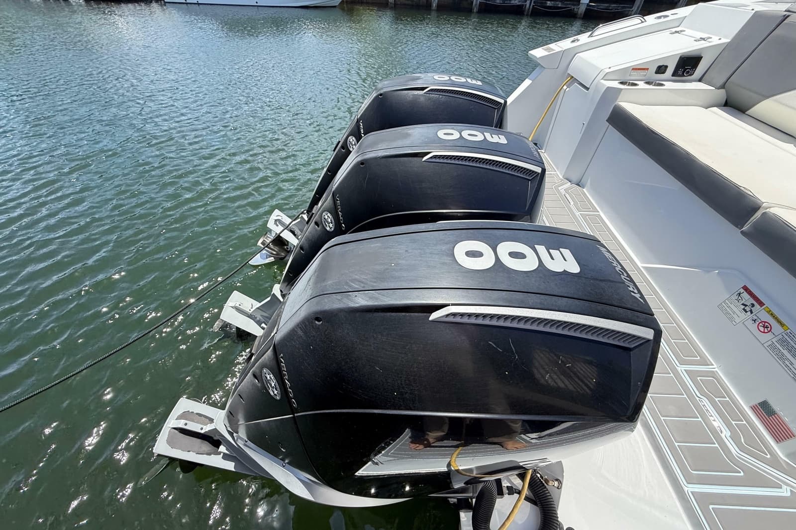 2021 Cruisers Yachts 38 GLS OB - Photo 35