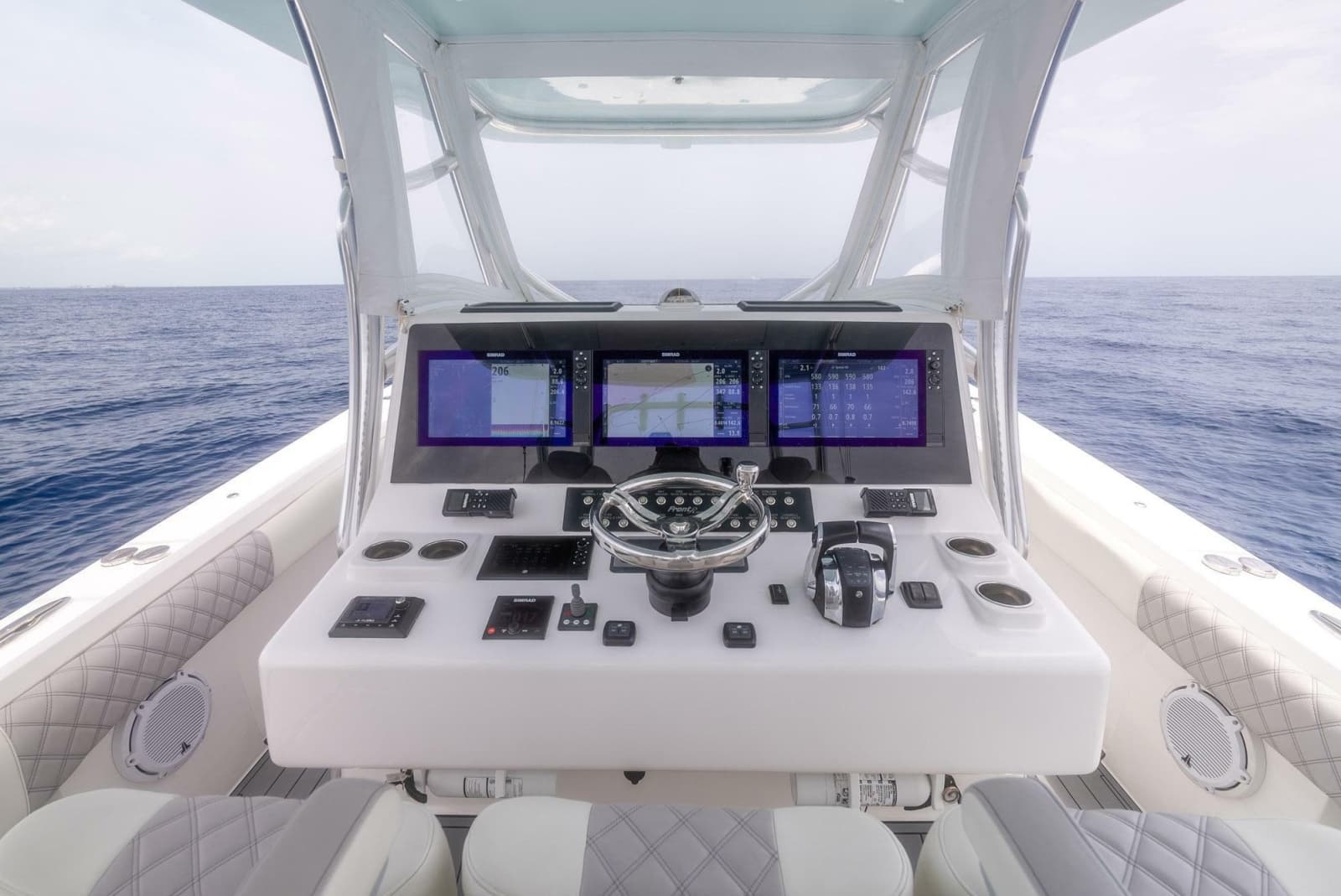 2021 Front Runner 39 Center Console - Photo 15