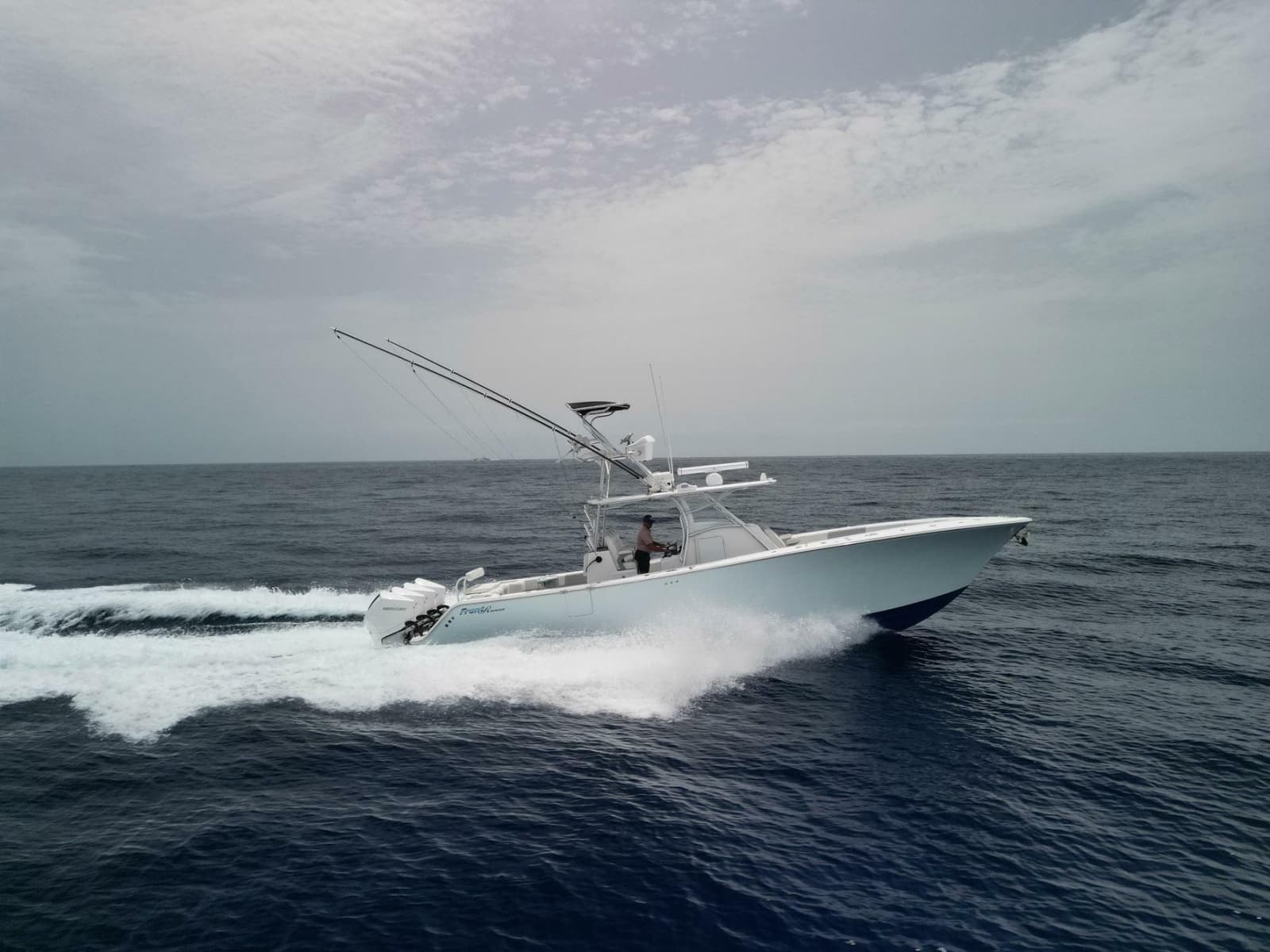 2021 Front Runner 39 Center Console - Photo 26