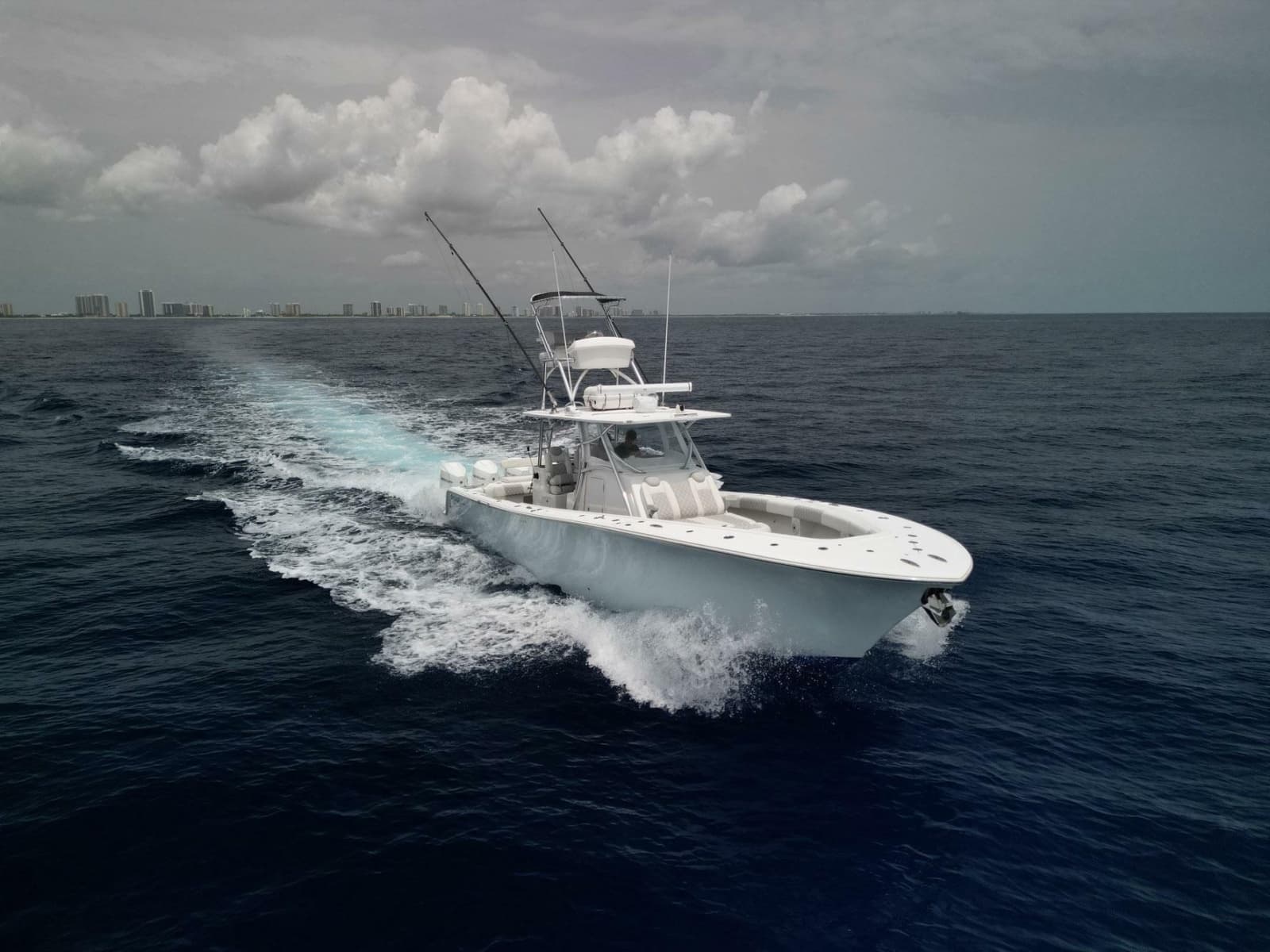 2021 Front Runner 39 Center Console - Photo 30