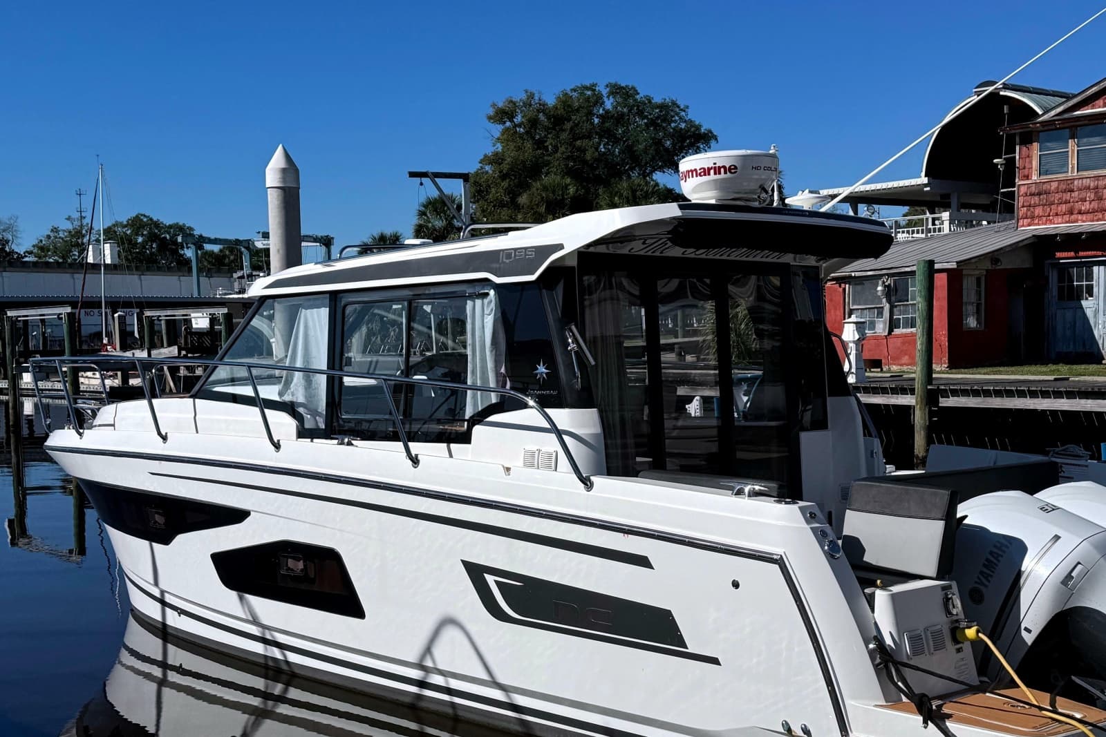 2021 Jeanneau NC Weekender 1095 - Photo 9