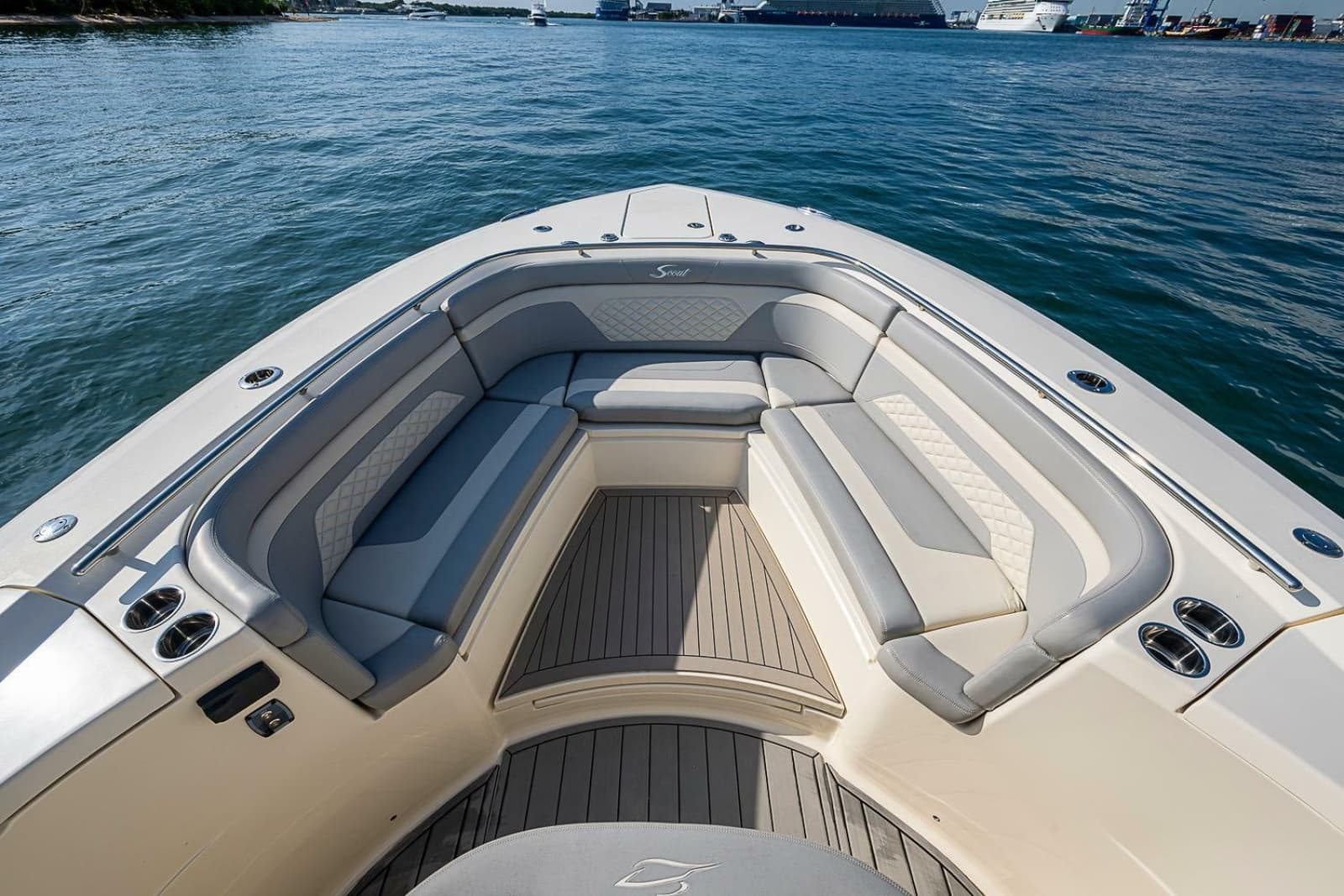 2021 Scout 330 LXF - Photo 11