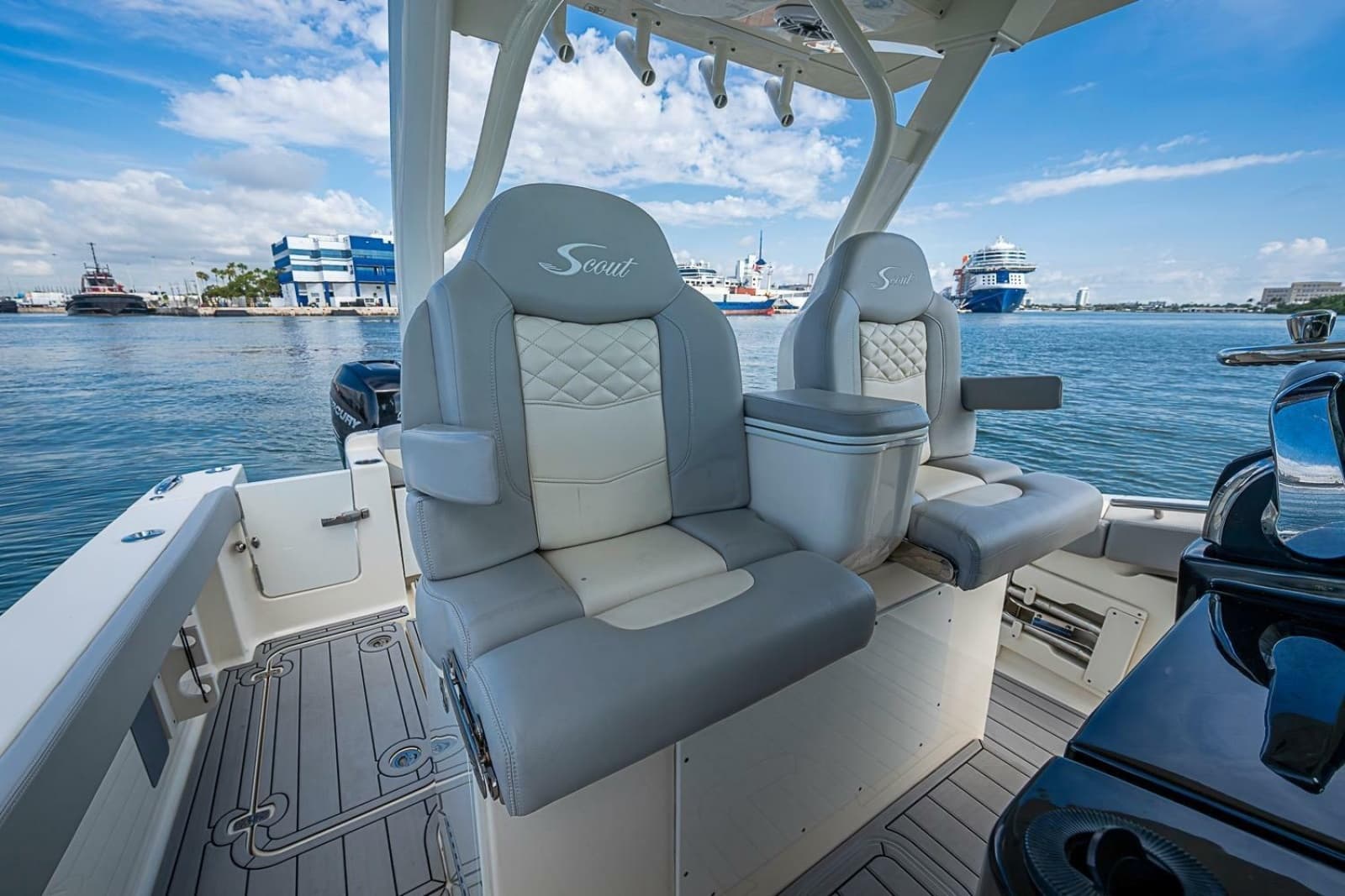 2021 Scout 330 LXF - Photo 28