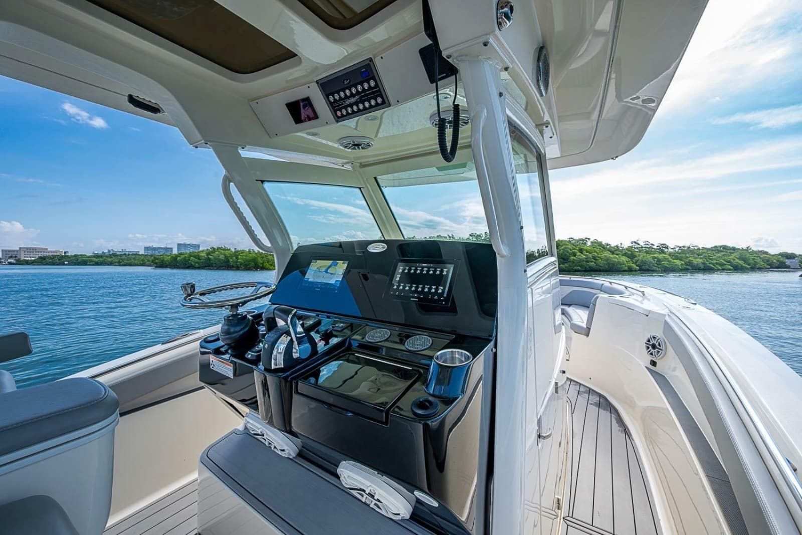 2021 Scout 330 LXF - Photo 24