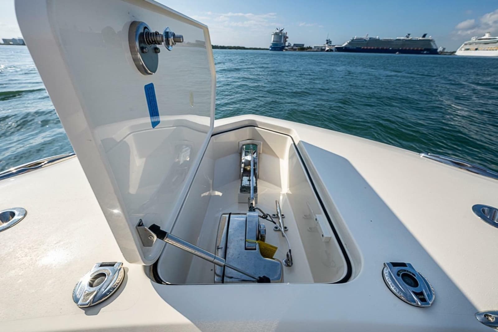 2021 Scout 330 LXF - Photo 13