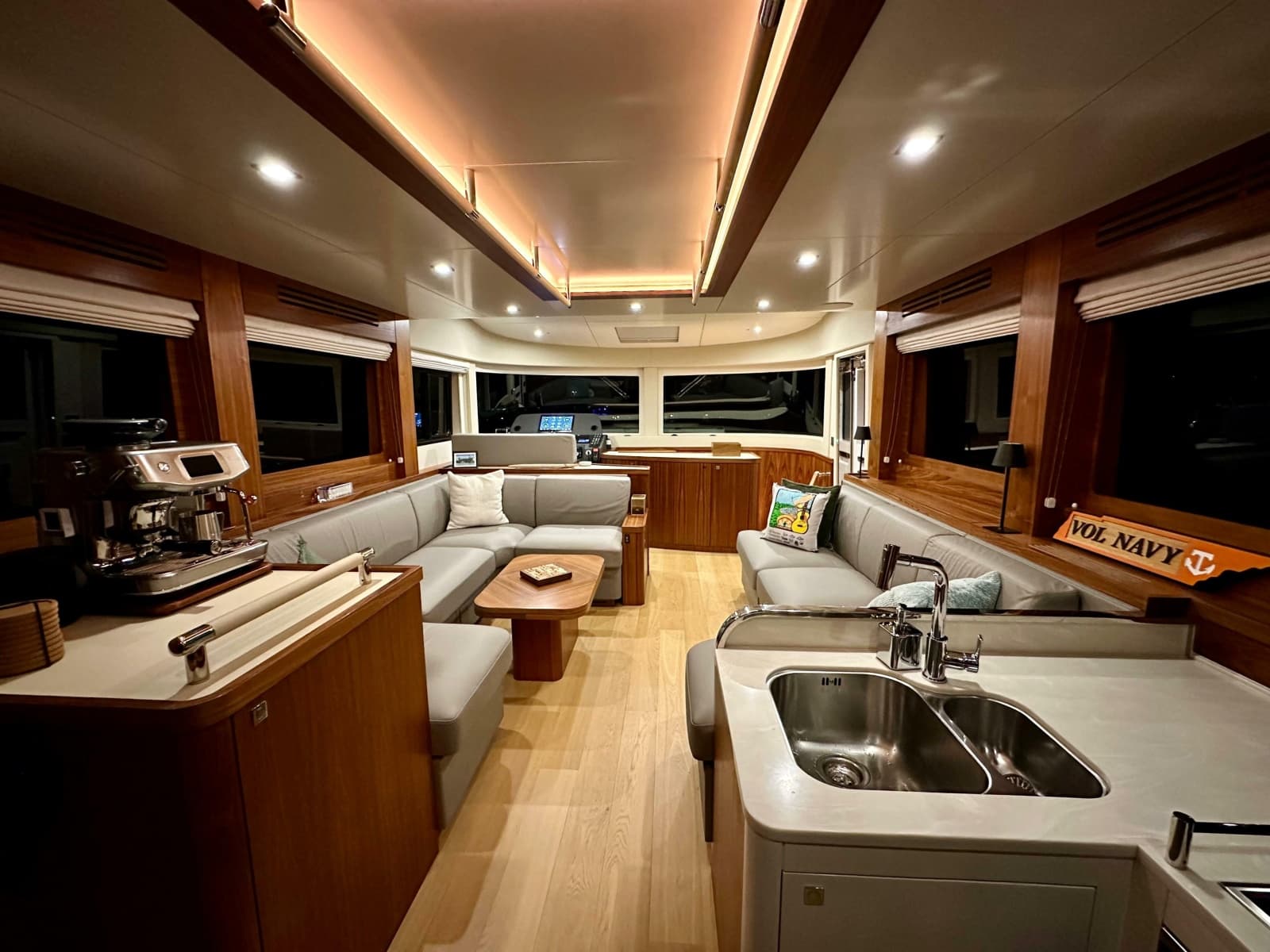 2021 Sirena 58 - Photo 35