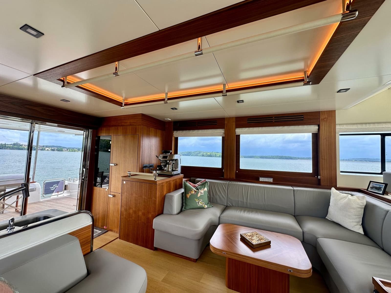 2021 Sirena 58 - Photo 43