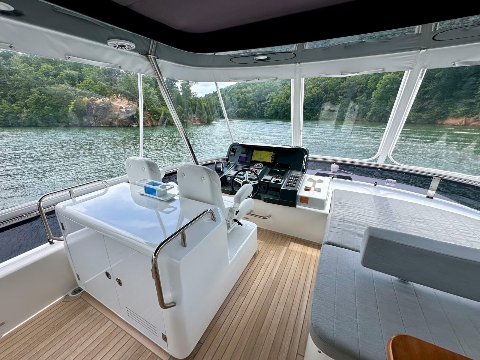 2021 Sirena 58 - Photo 23
