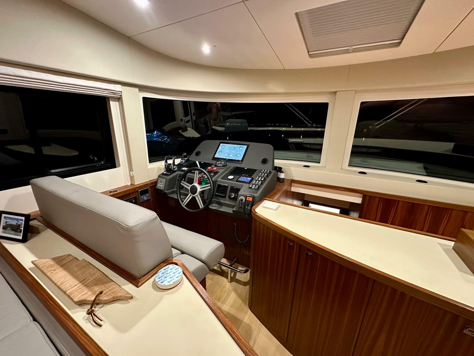 2021 Sirena 58 - Photo 33