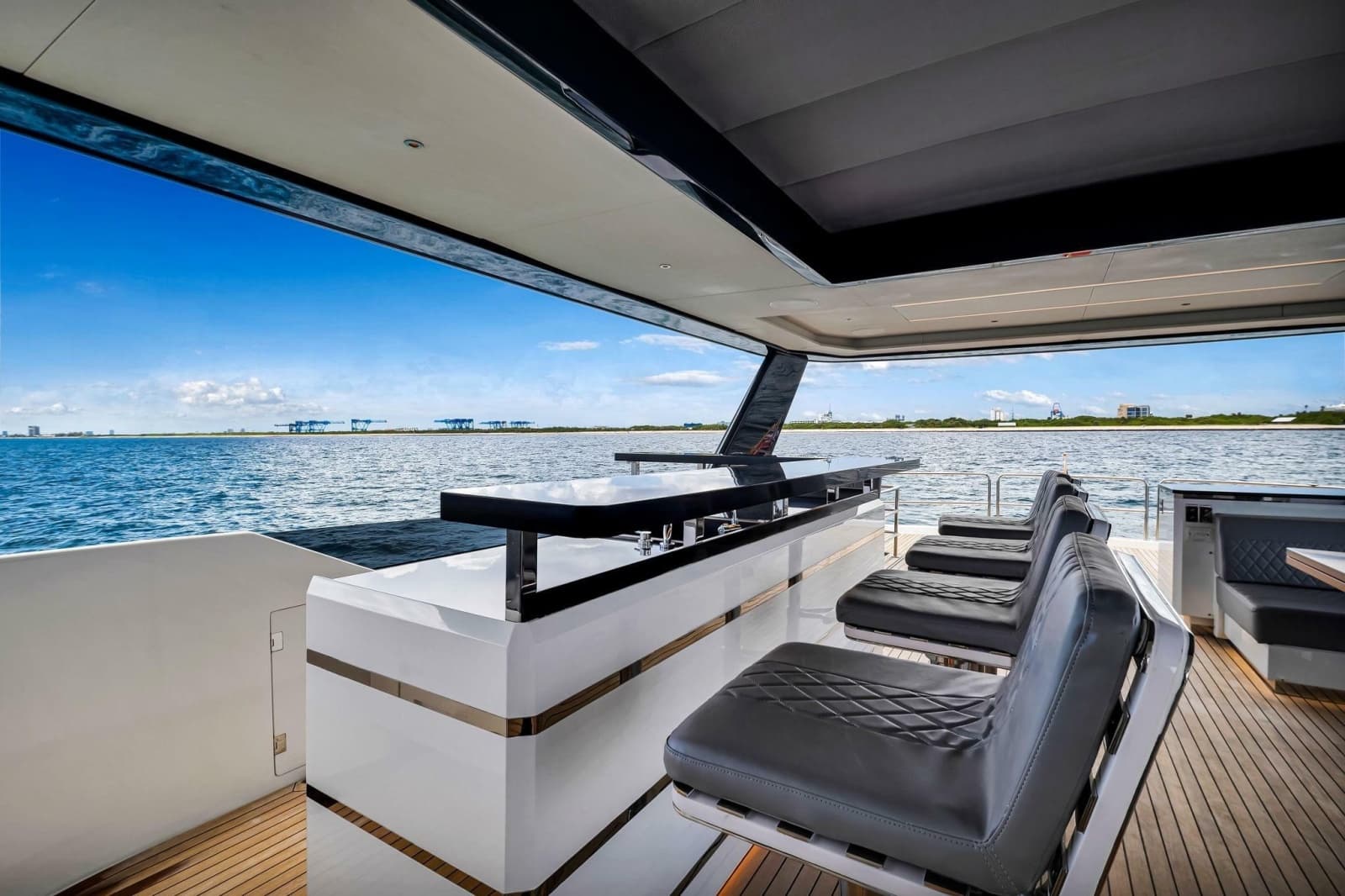 2021 Sirena 88 - Photo 22