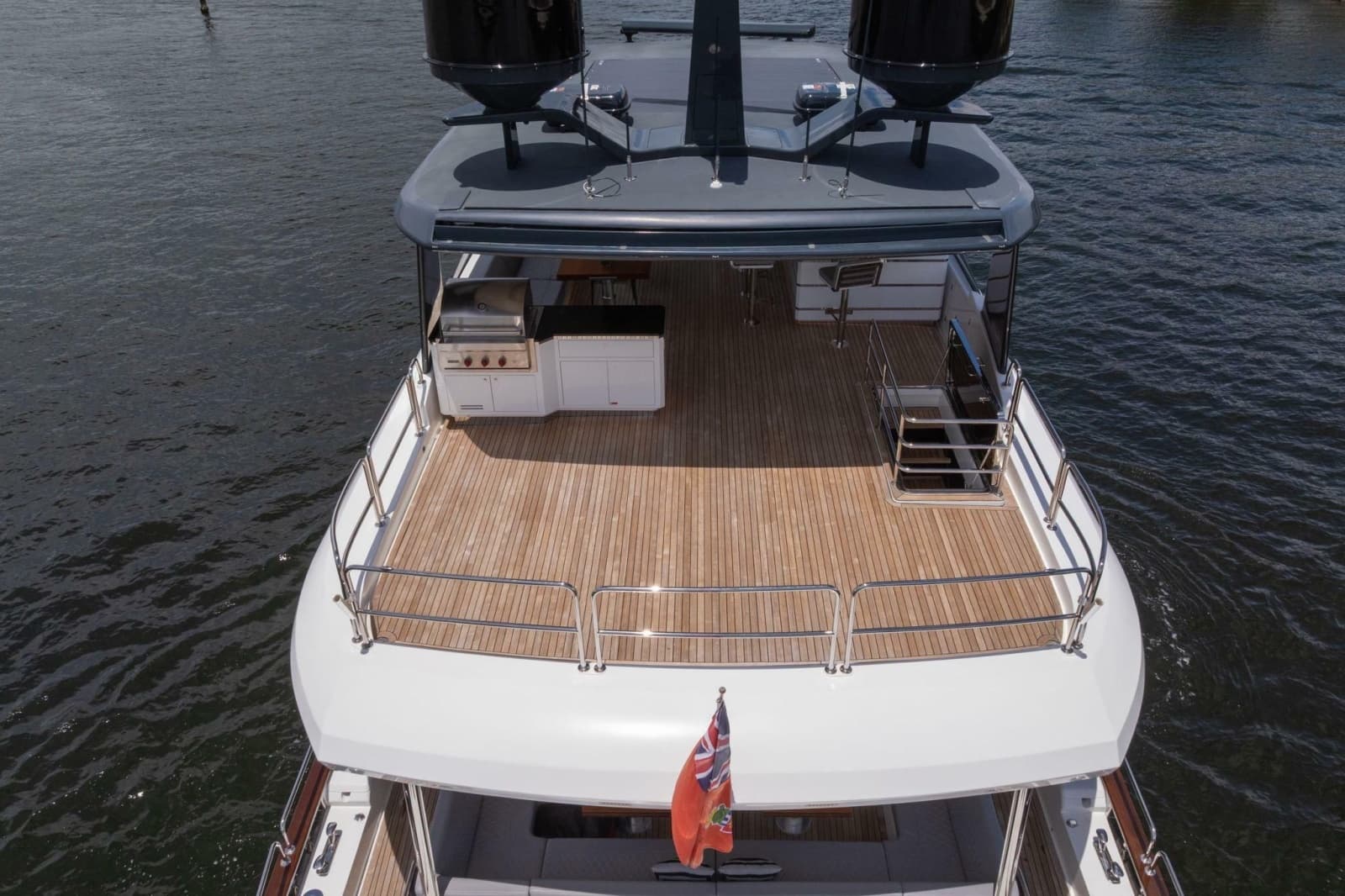 2021 Sirena 88 - Photo 11