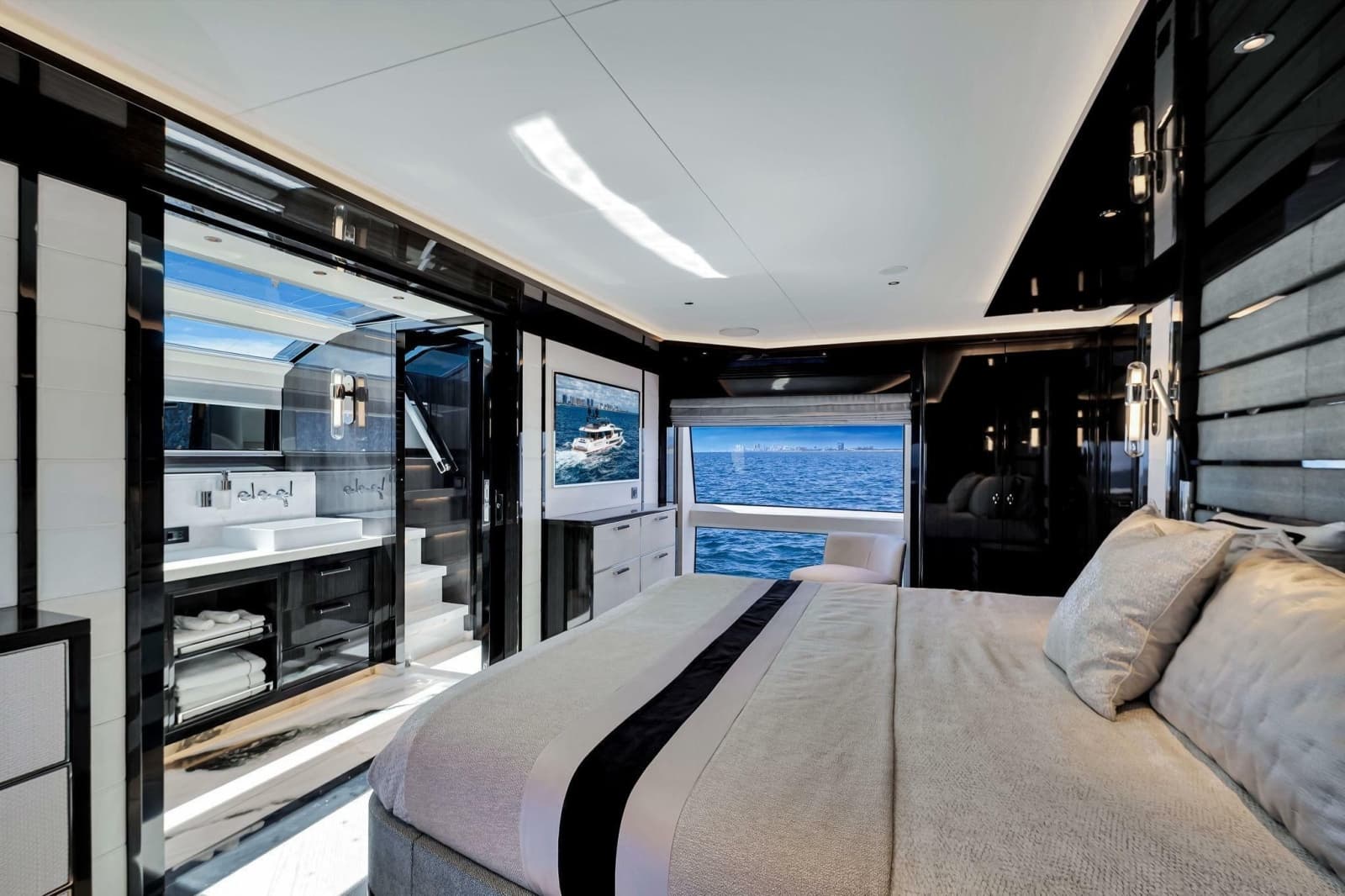 2021 Sirena 88 - Photo 75