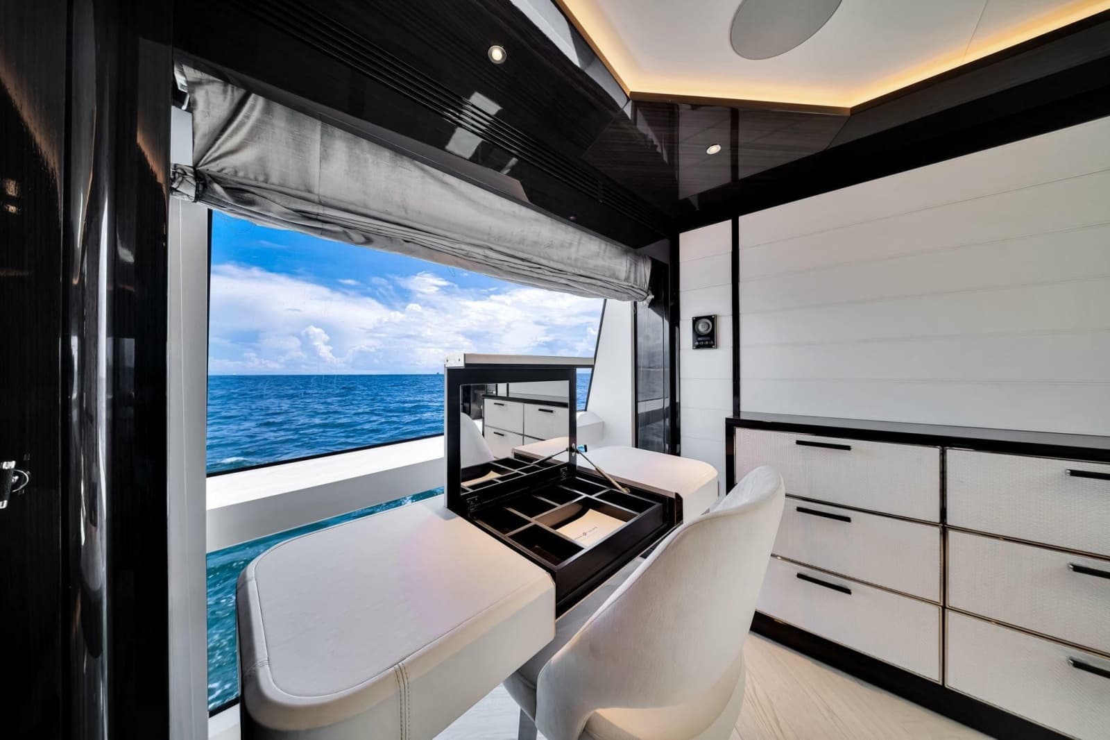 2021 Sirena 88 - Photo 74