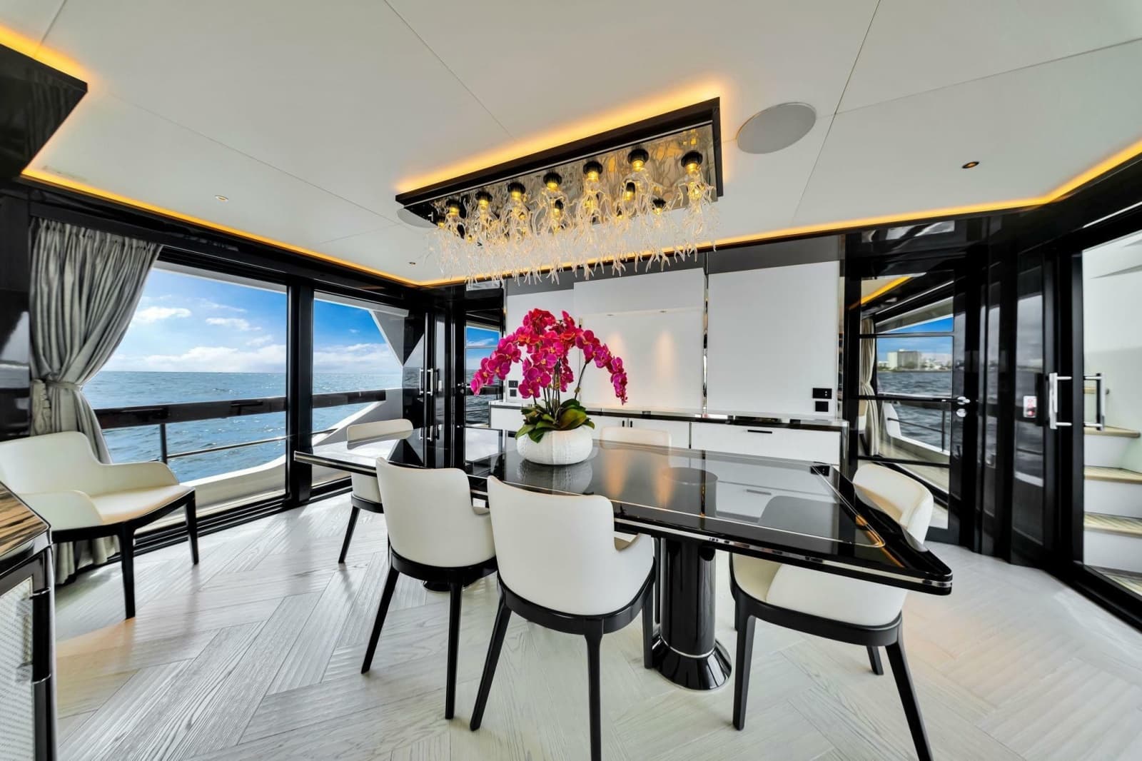 2021 Sirena 88 - Photo 59