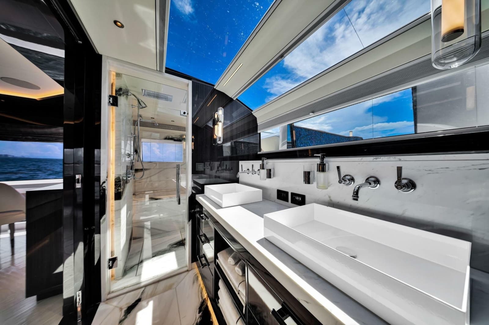 2021 Sirena 88 - Photo 86