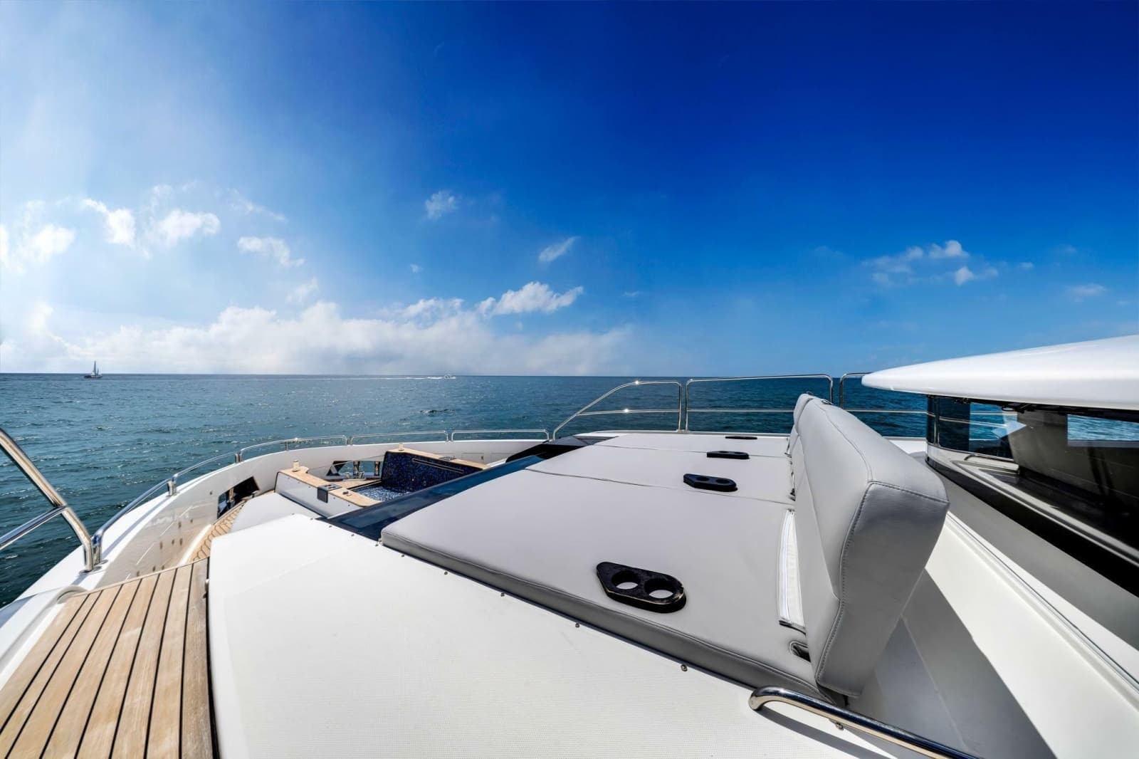 2021 Sirena 88 - Photo 35
