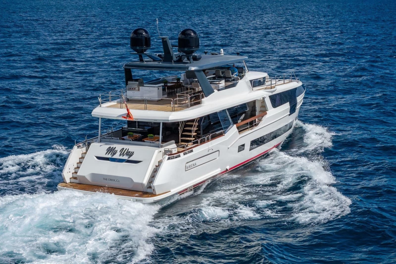 2021 Sirena 88 - Photo 10