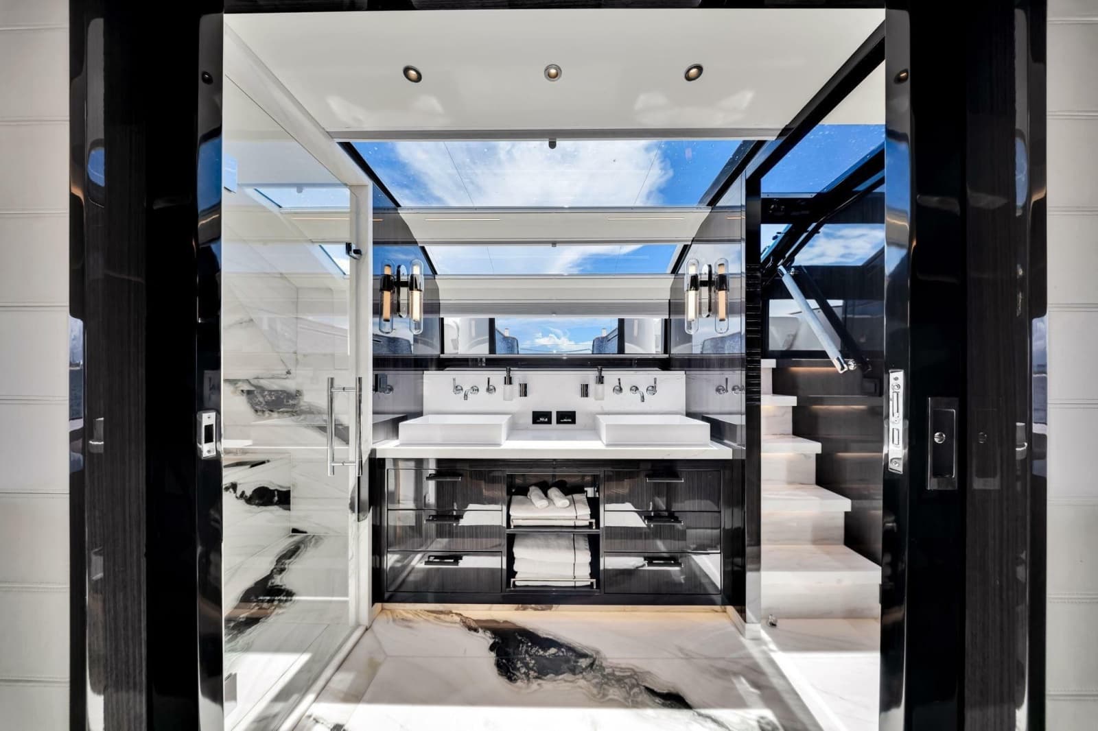 2021 Sirena 88 - Photo 81