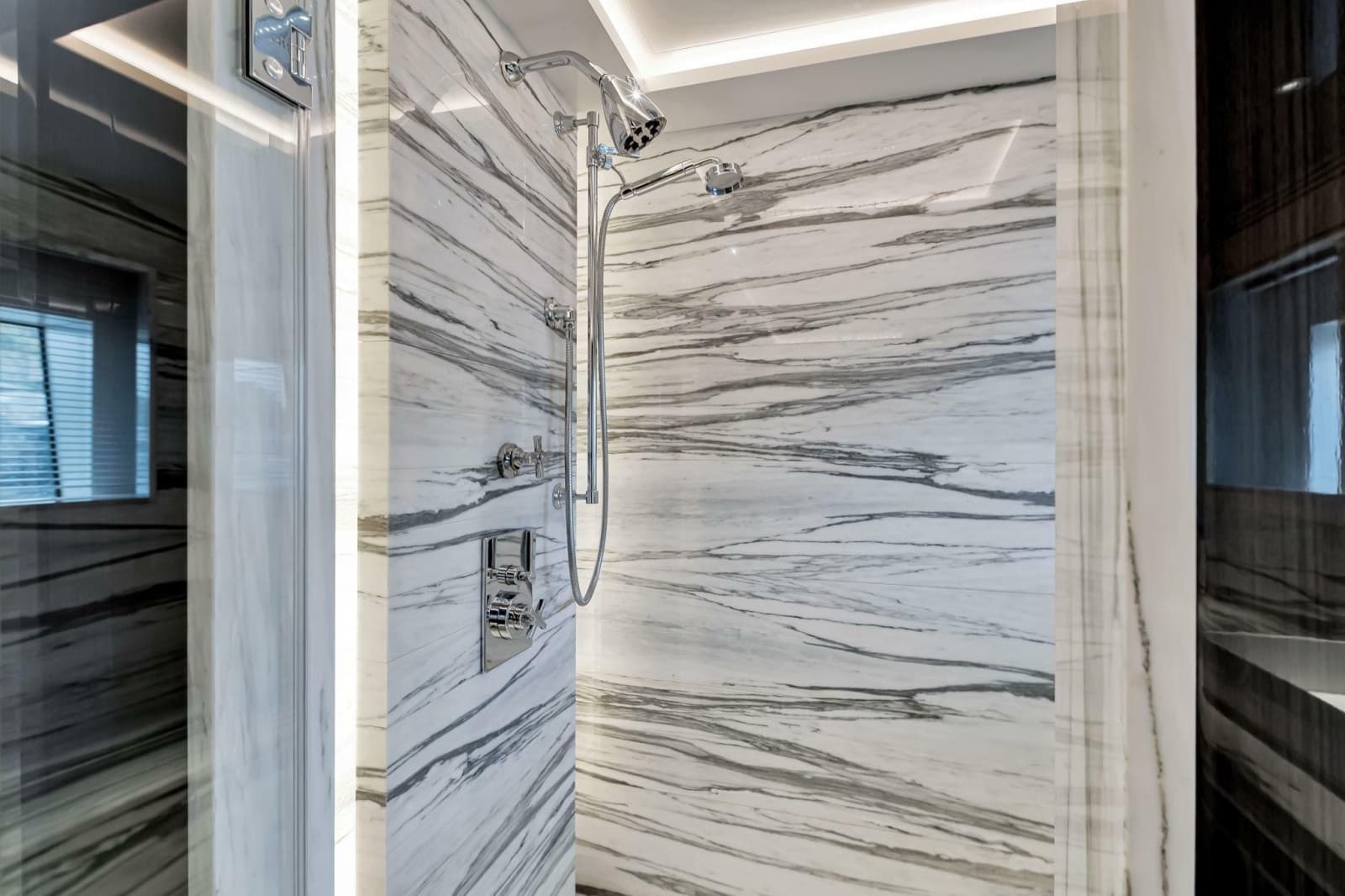 2021 Sirena 88 - Photo 133