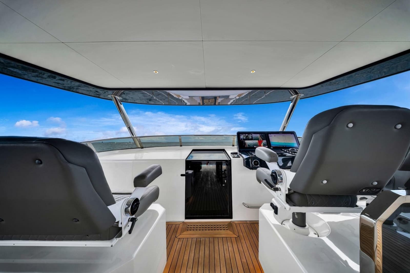 2021 Sirena 88 - Photo 24