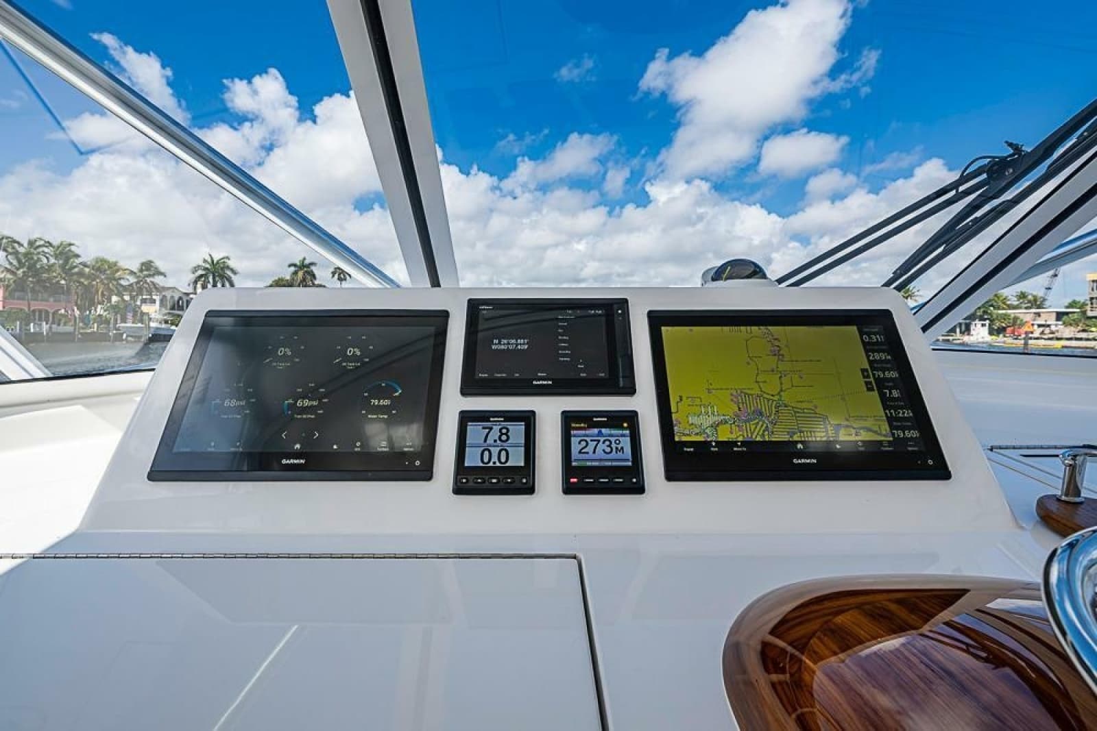 2021 Viking 38 Open - Photo 31