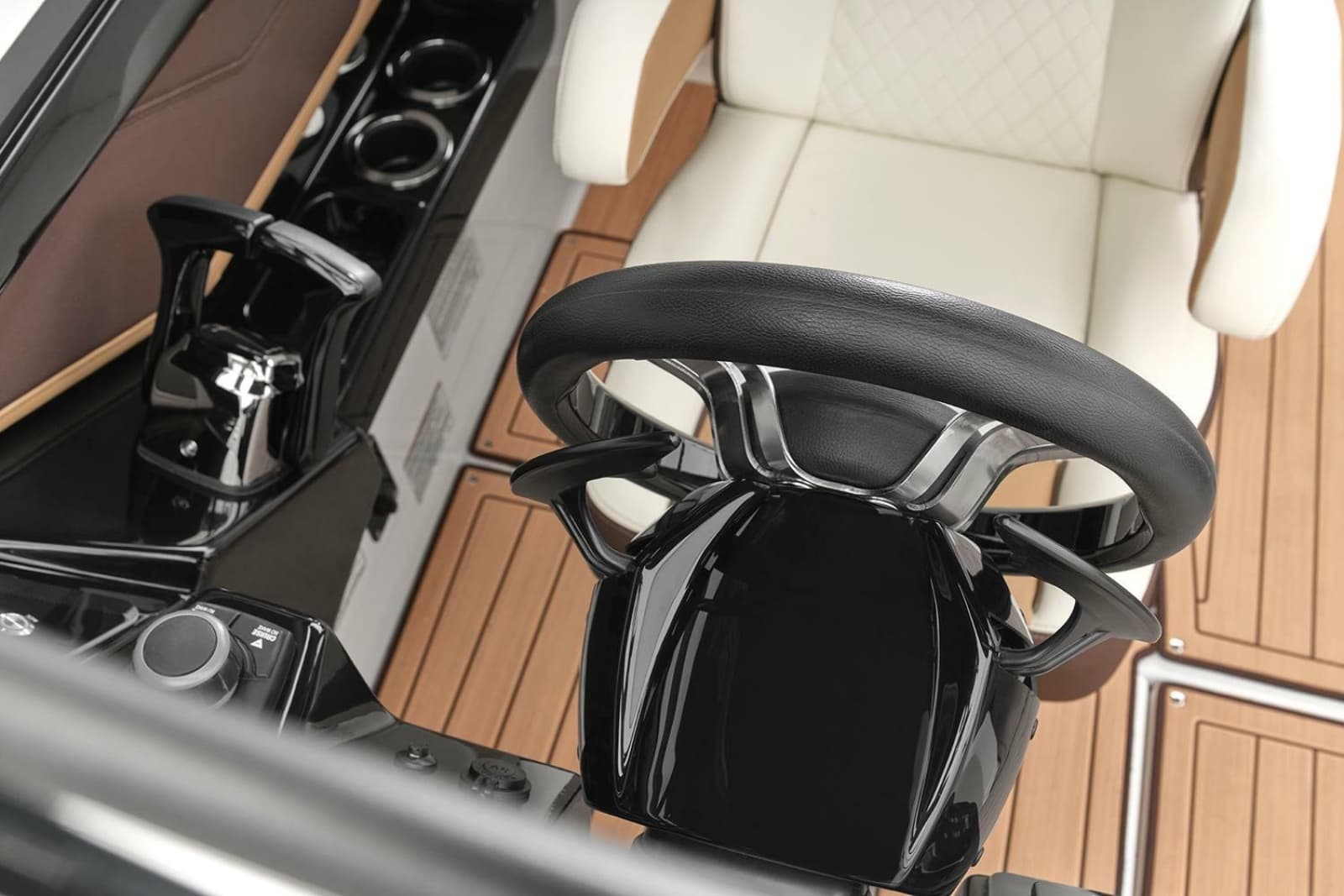 2021 Yamaha Boats 252SD - Photo 24